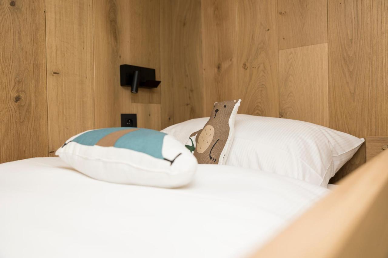 Wood Hotell Theux Exteriör bild